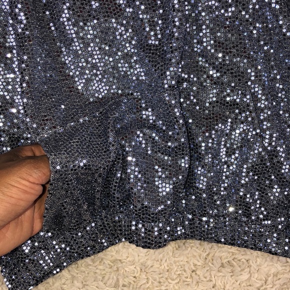 Sequin short set (two-piece) - Picture 4 of 9